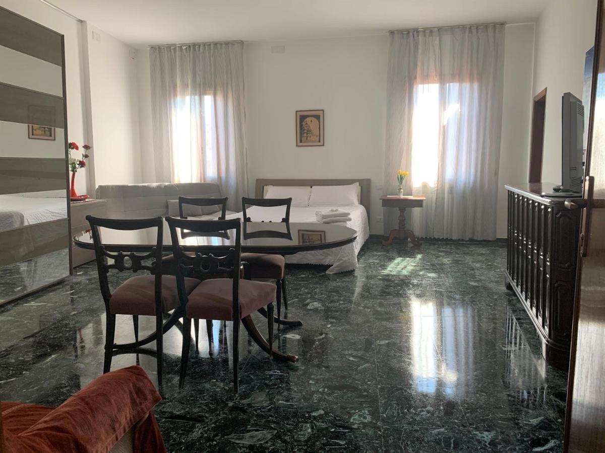 Venice Martina'S Home מראה חיצוני תמונה